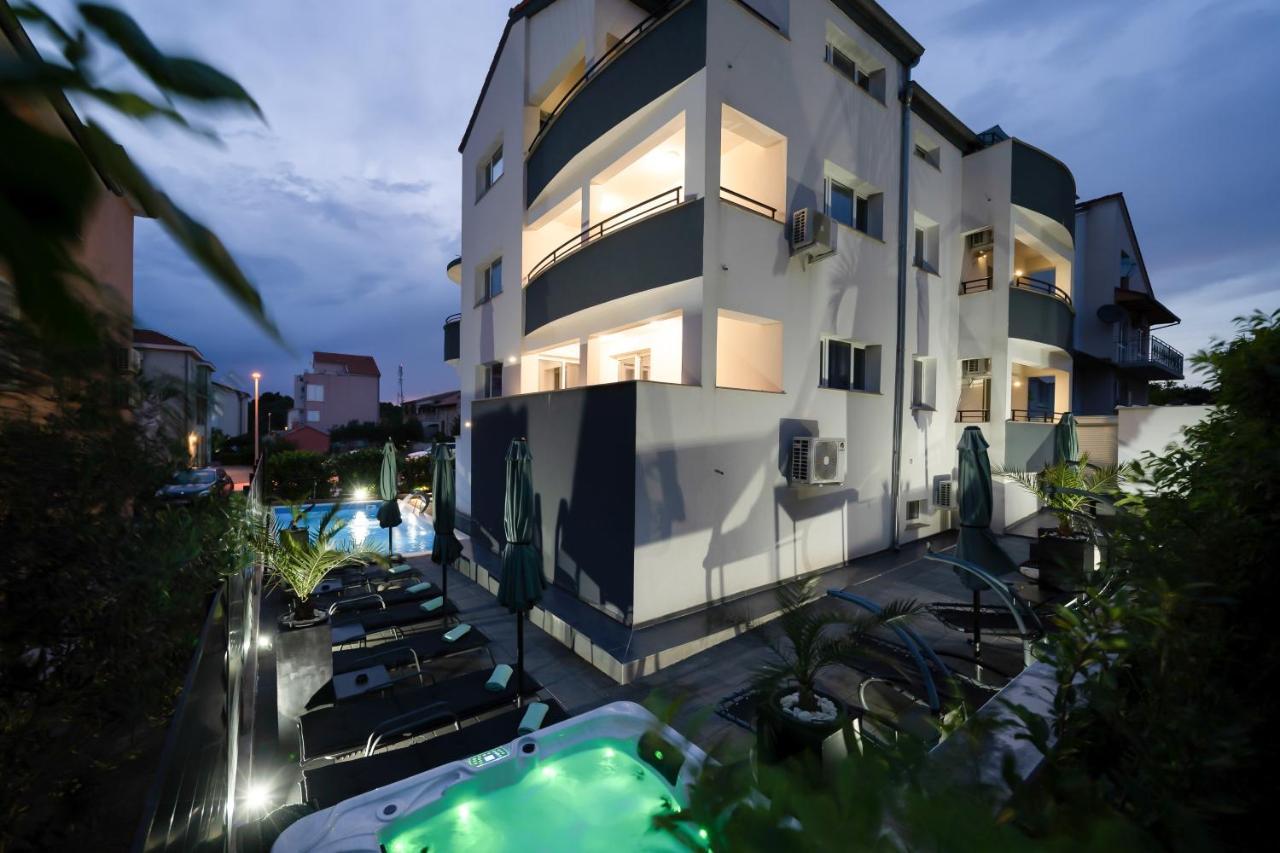 Holiday Apartments Amarilis Pakoštane Dış mekan fotoğraf