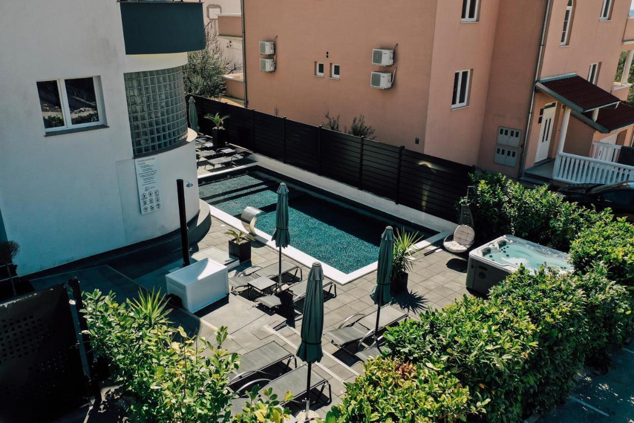 Holiday Apartments Amarilis Pakoštane Dış mekan fotoğraf