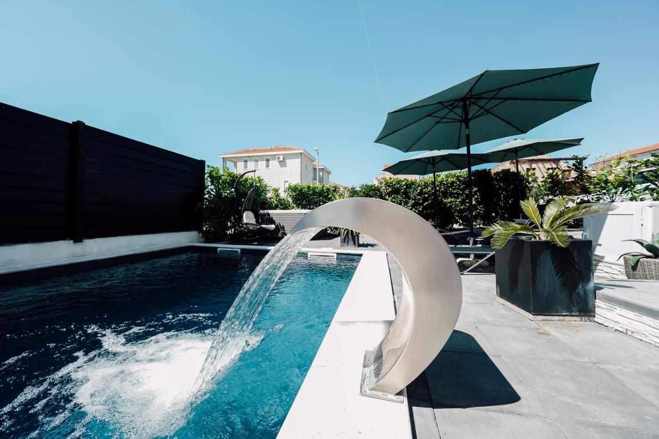 Holiday Apartments Amarilis Pakoštane Dış mekan fotoğraf
