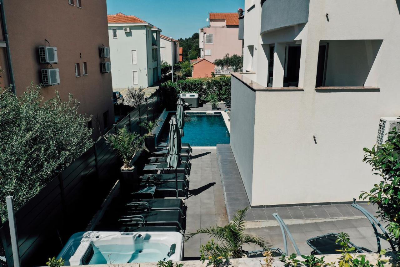 Holiday Apartments Amarilis Pakoštane Dış mekan fotoğraf