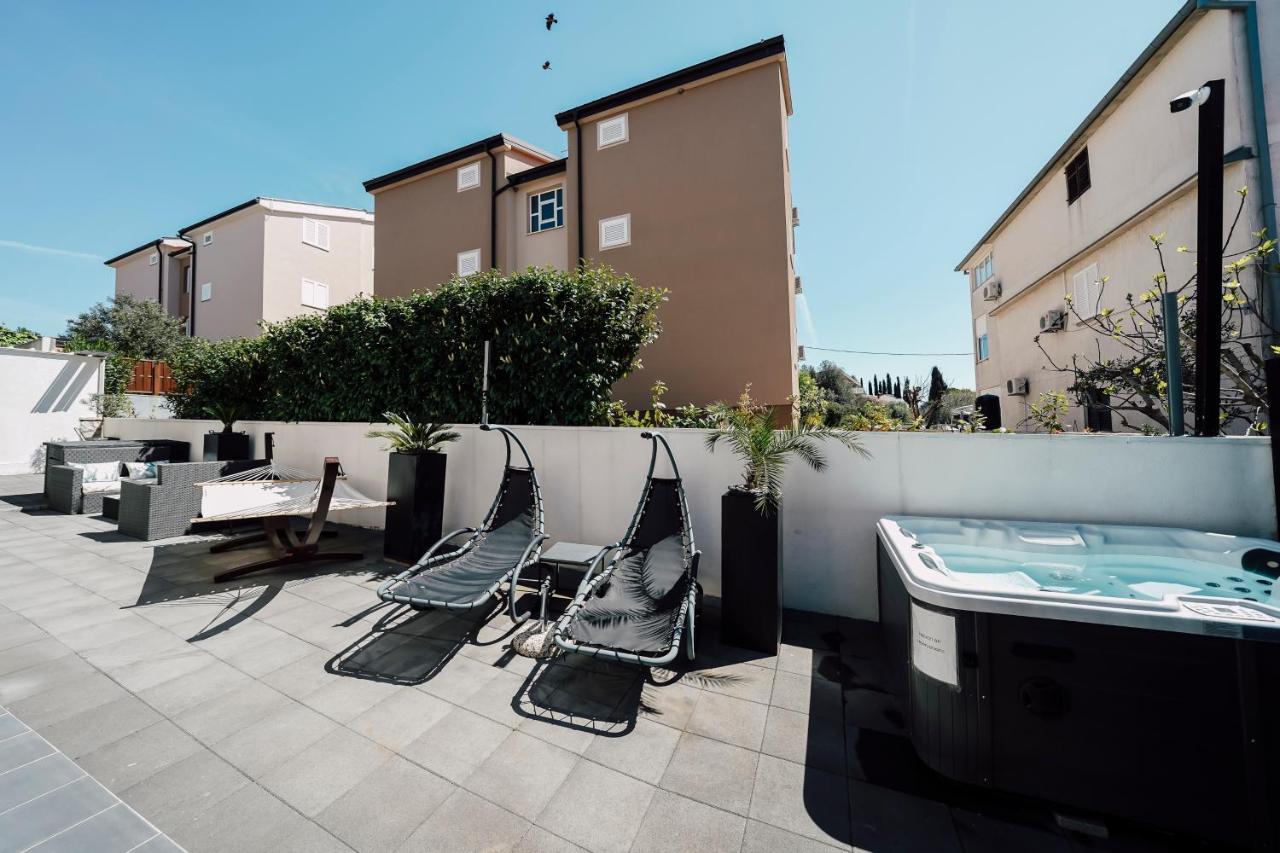 Holiday Apartments Amarilis Pakoštane Dış mekan fotoğraf