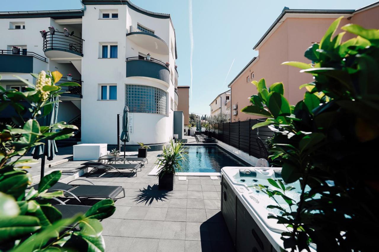 Holiday Apartments Amarilis Pakoštane Dış mekan fotoğraf